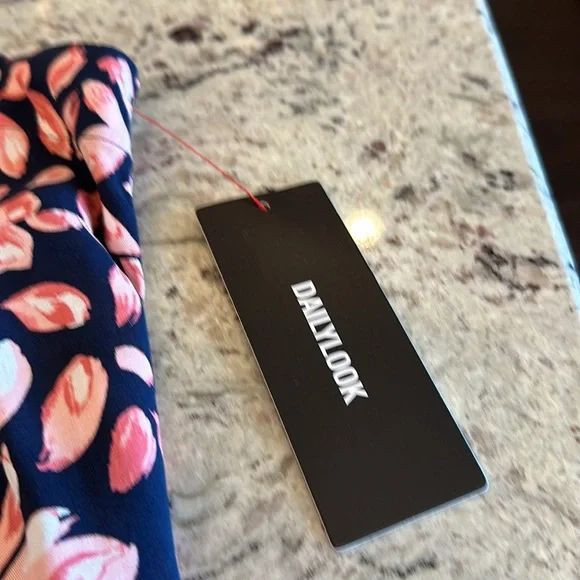 Summery cami to keep you cool when it gets hot! - Picture 2 of 3